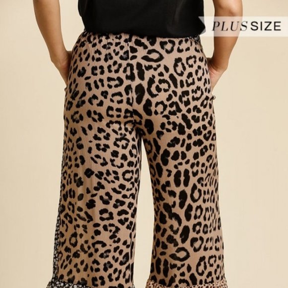 Umgee Plus Mixed Animal Print Mocha Pants NWT - Picture 7 of 11